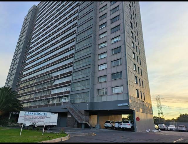 2 BEDROOM APARTMENT FOR SALE IN GOODWOOD CENTRAL